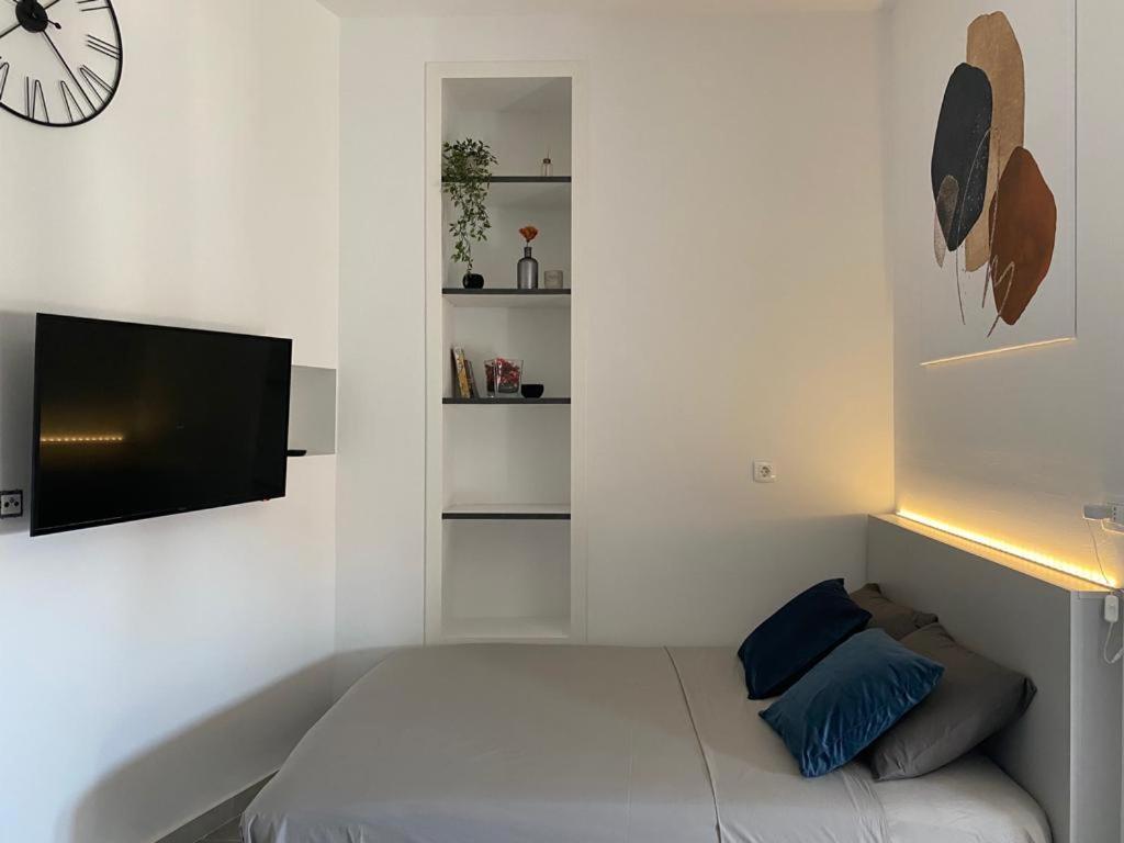 City Vibes Apartment Пула Экстерьер фото